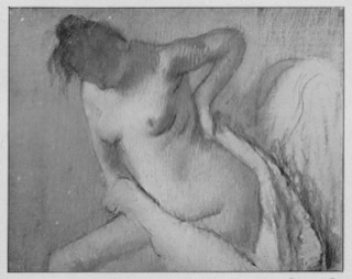 Femme s'essuyant
