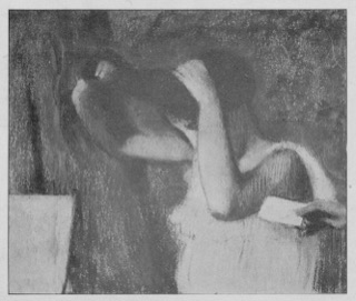 Femme se coiffant (la lettre)
