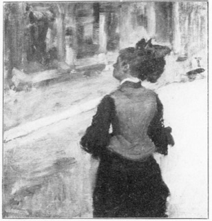 Femme vue de dos, en robe noire et corsage gris.