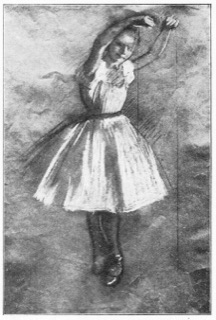 Danseuse debout, les bras levés