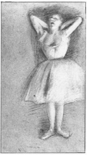 Danseuse, les bras levés et ramenés derrière la tête.