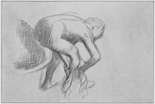 Femme s'essuyant les pieds